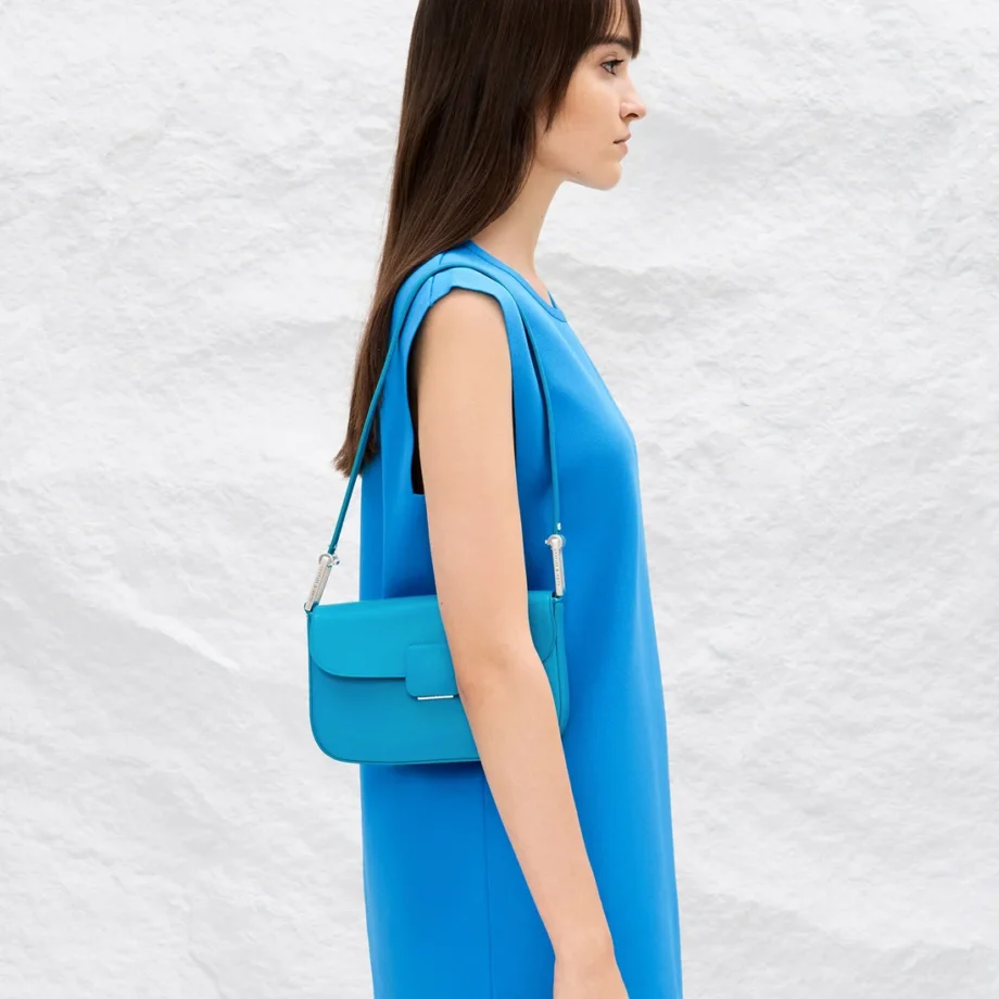 [สินค้ามือหนึ่ง] CHARLES & KEITH กระเป๋าสะพายข้าง ราคาขาย 450 บาท Code: CK2-20271063-1