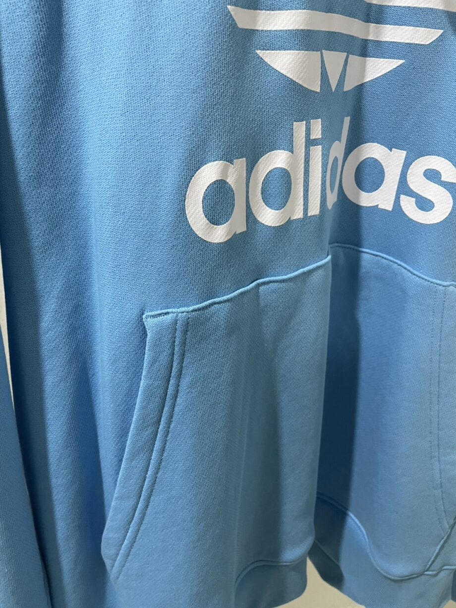 [สินค้ามือสอง] ADIDAS เสื้อเสื้อสเวตเตอร์ ราคาขาย 500 บาท Code: CE2410