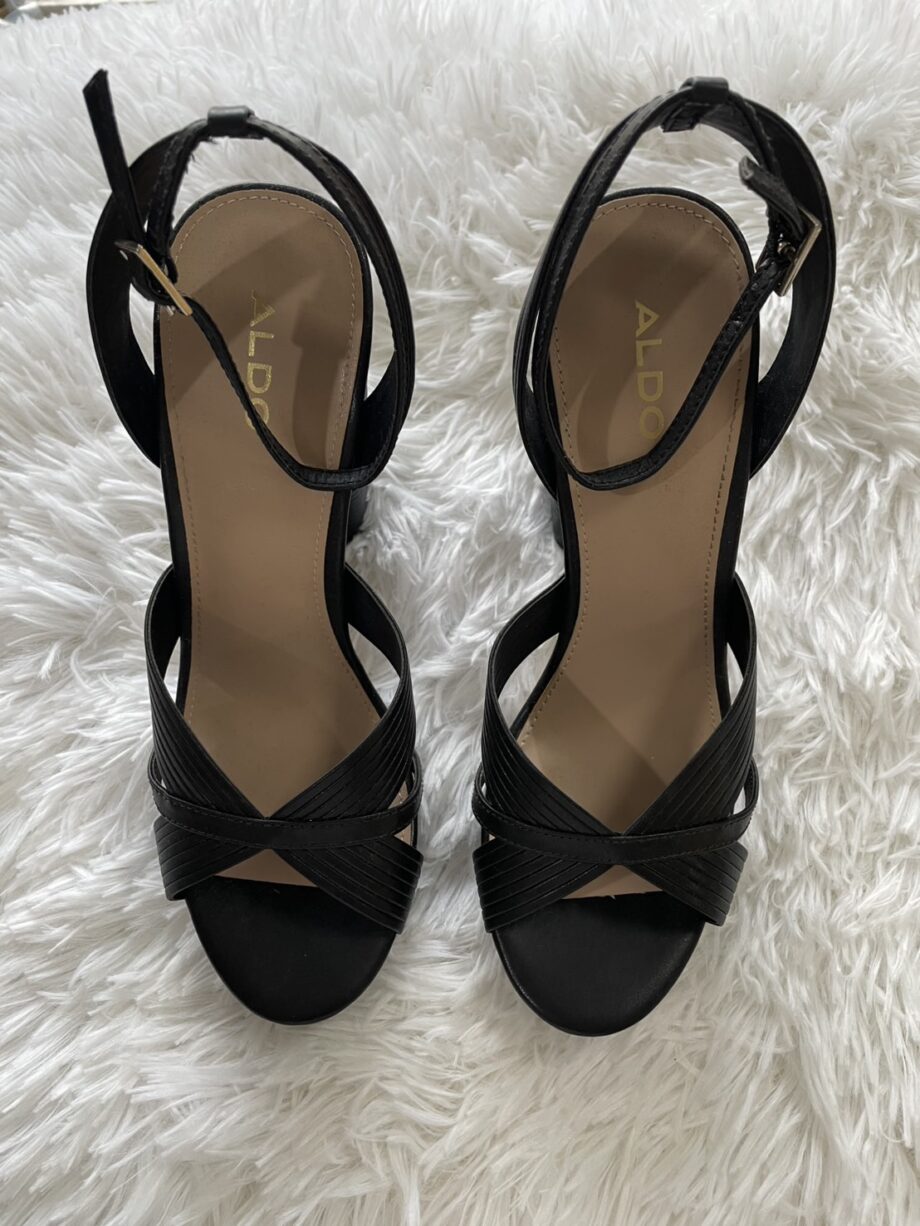 [สินค้ามือสอง] ALDO รองเท้าส้นสูง ราคาขาย 300 บาท Code: 684444407085