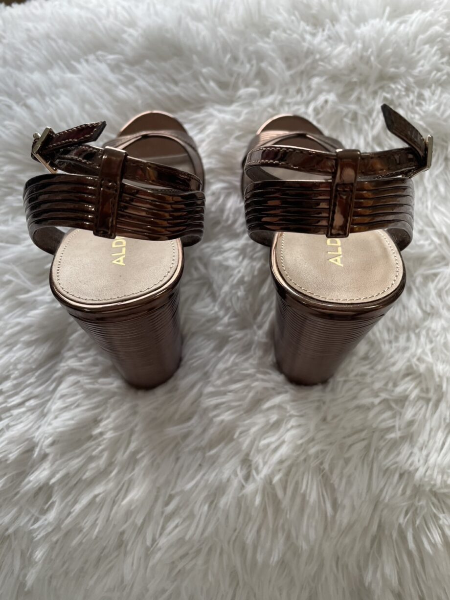[สินค้ามือสอง] ALDO รองเท้าส้นสูง ราคาขาย 300 บาท Code: 684444407016