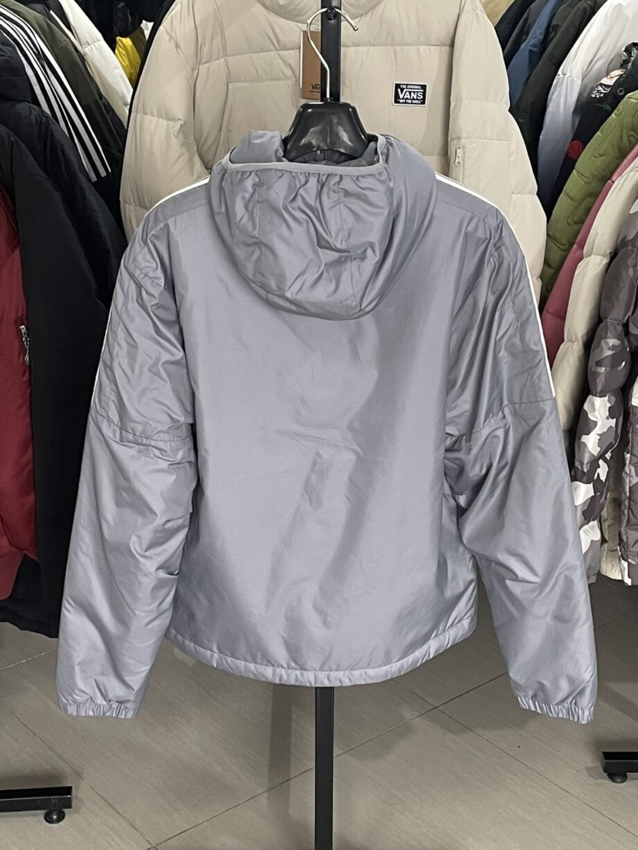 <strong>[สินค้ามือหนึ่ง]</strong> ADIDAS เสื้อเเจ็คเก็ต ราคาขาย 1,900 บาท Code: IK5684