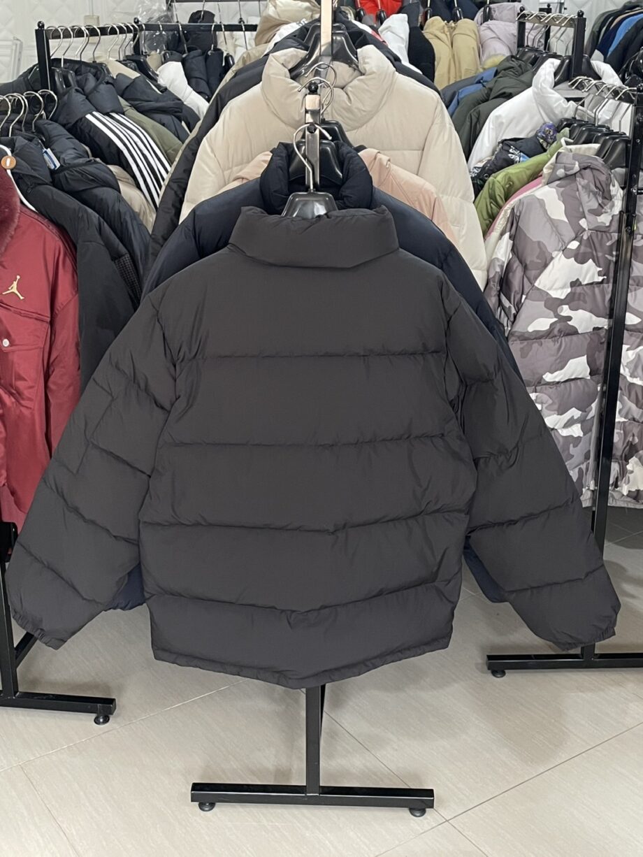 [สินค้ามือหนึ่ง] VANS เสื้อแจ็คเก็ต ราคาขาย 2,500 บาท Code: VN000KQ6BLK