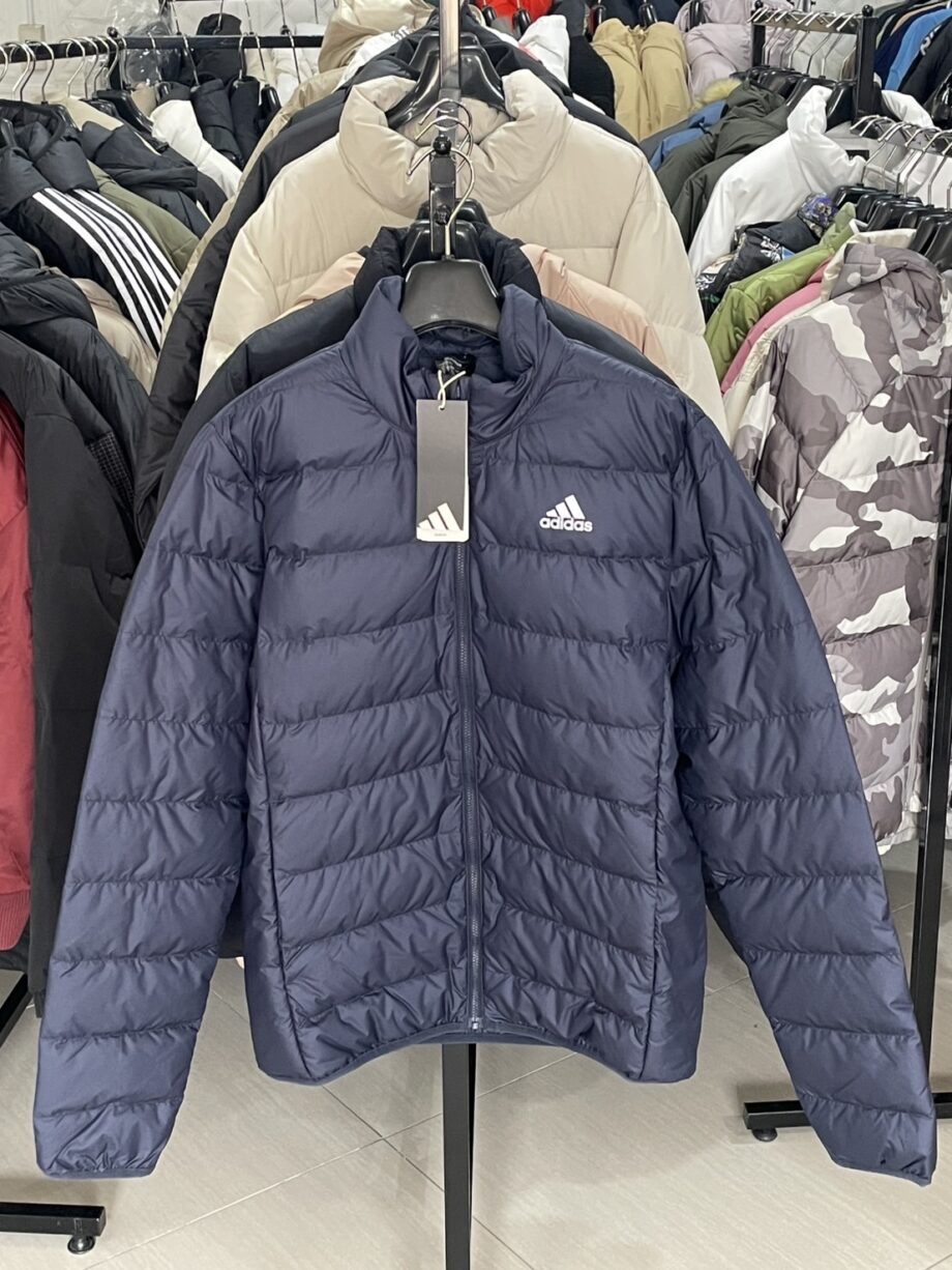 <strong>[สินค้ามือหนึ่ง]</strong>ADIDAS เสื้อเเจ็คเก็ต ราคาขาย 2,200 บาท Code: JN4341