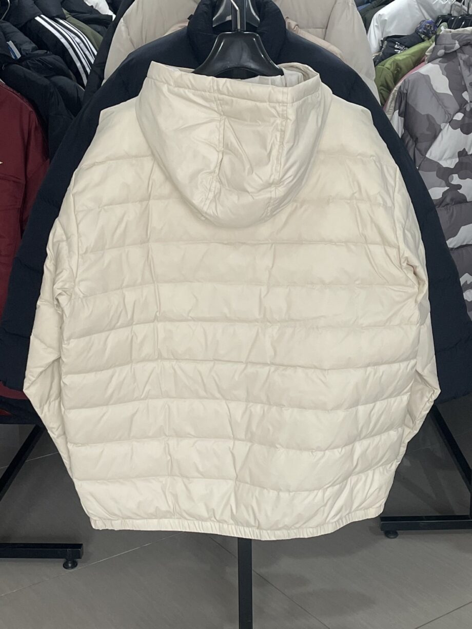 [สินค้ามือหนึ่ง] VANS เสื้อแจ็คเก็ต ราคาขาย 2,200 บาท Code: VN0A54F19M8