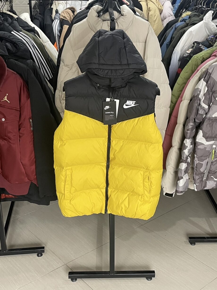 [สินค้ามือหนึ่ง] NIKE เสื้อกั๊ก ราคาขาย 1,900 บาท Code: 0370CDYL